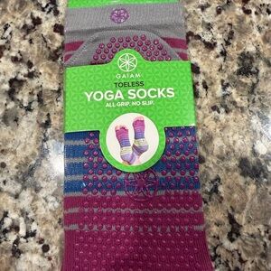 GAIAM Purple and Gray Toeless Yoga Socks